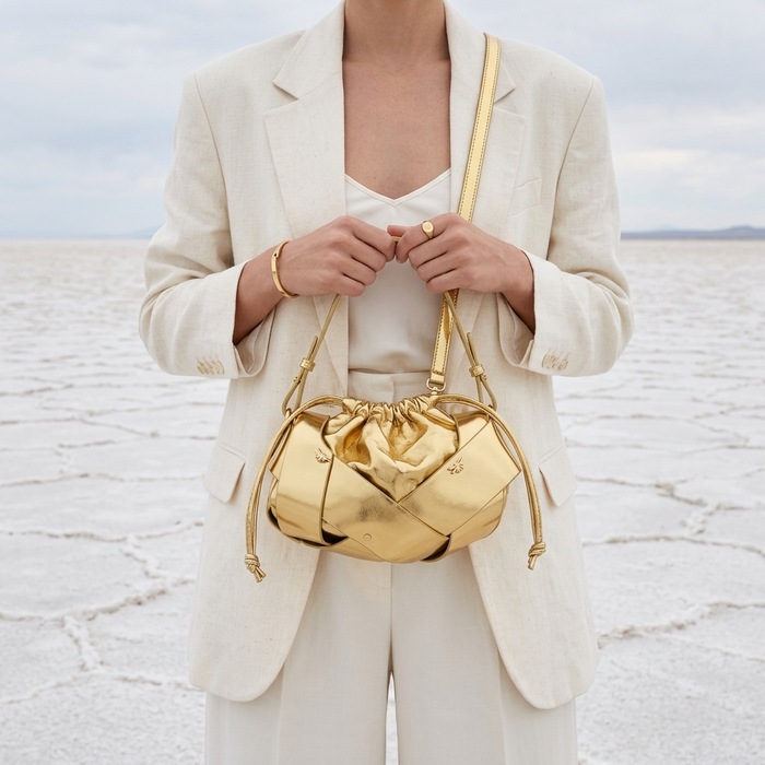Aurea Knot Bag in Vegan Leather  - By Qivii