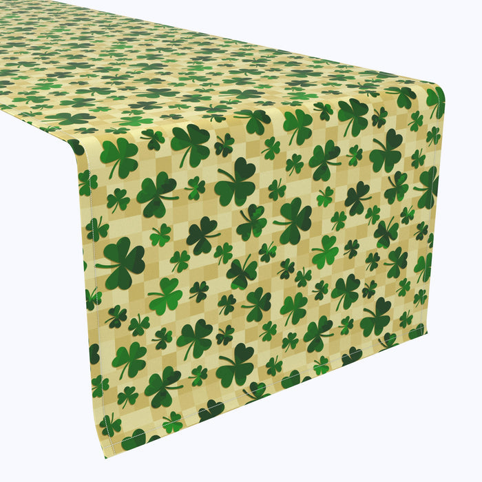 Checkmate Clover Squares Runners