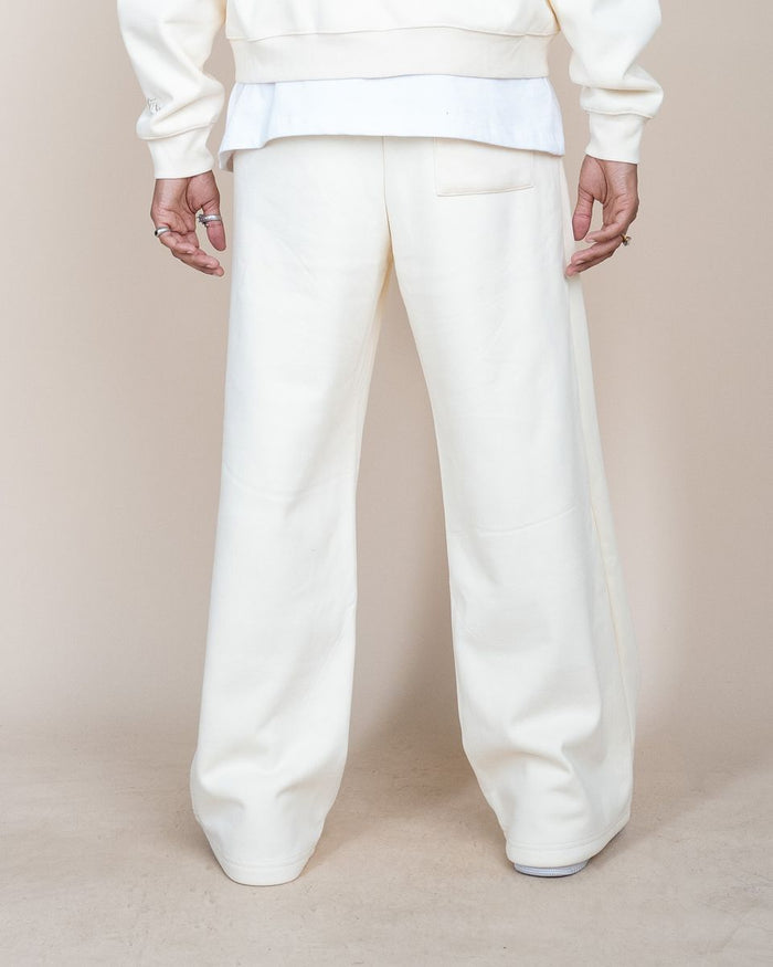 EPTM Perfect Baggy Fleece Pants in Cream with 63% cotton and 37% polyester fabric