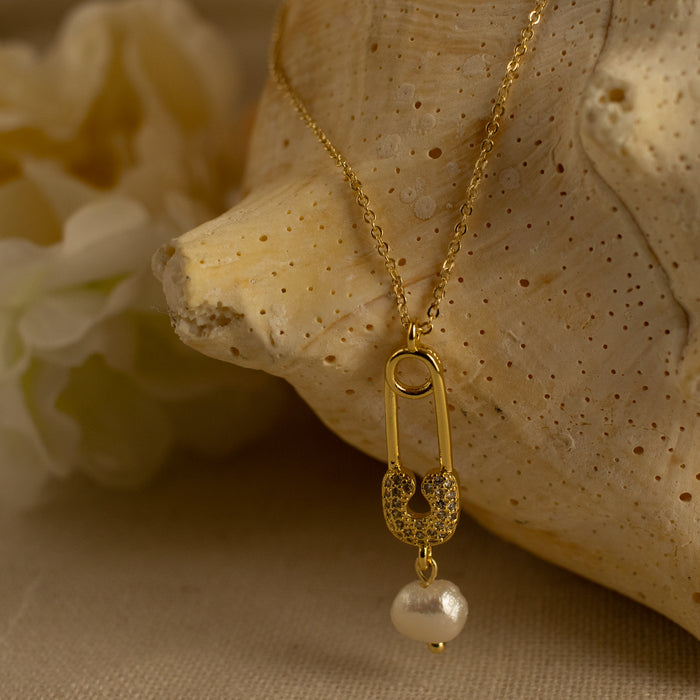 Ferme Pearl Necklace