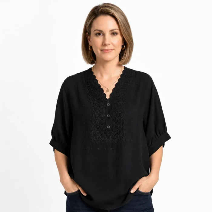 Lea Embroidered Blouse