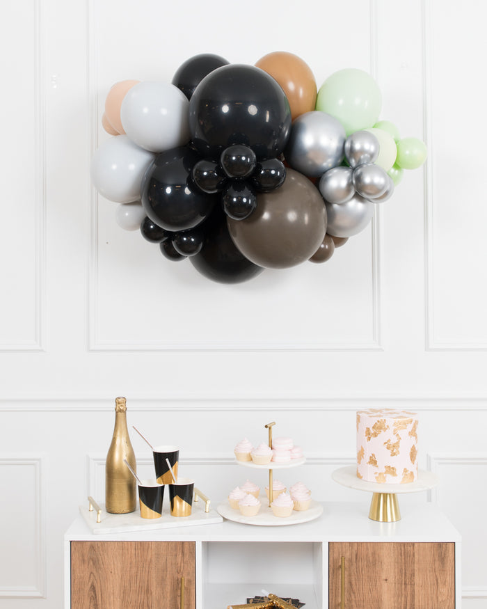 Mandalorian Theme - Balloon Backdrop Install Piece